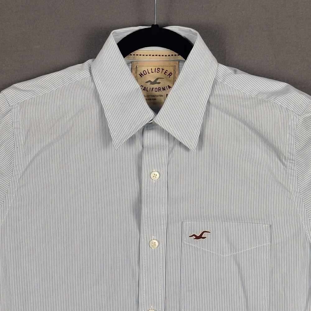 Vintage Hollister Men's Medium Button Up Light Blue Striped Long Sleeve Preppy